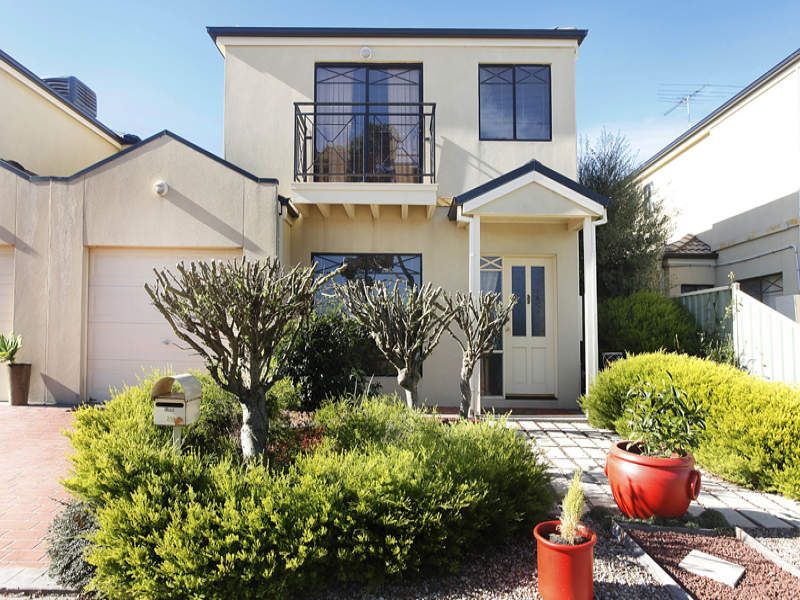 21 The Crescent, Point Cook - Thumbnail 2