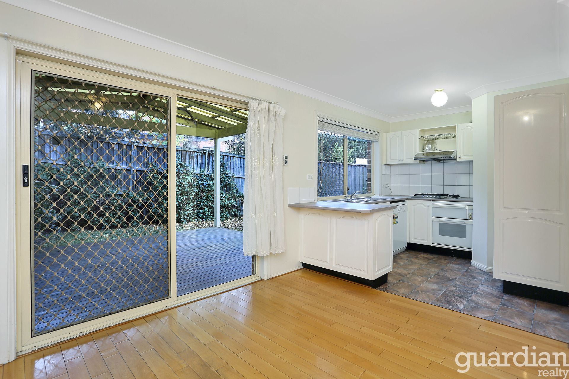 6 Hickory Place Dural NSW, Dural - Thumbnail 3
