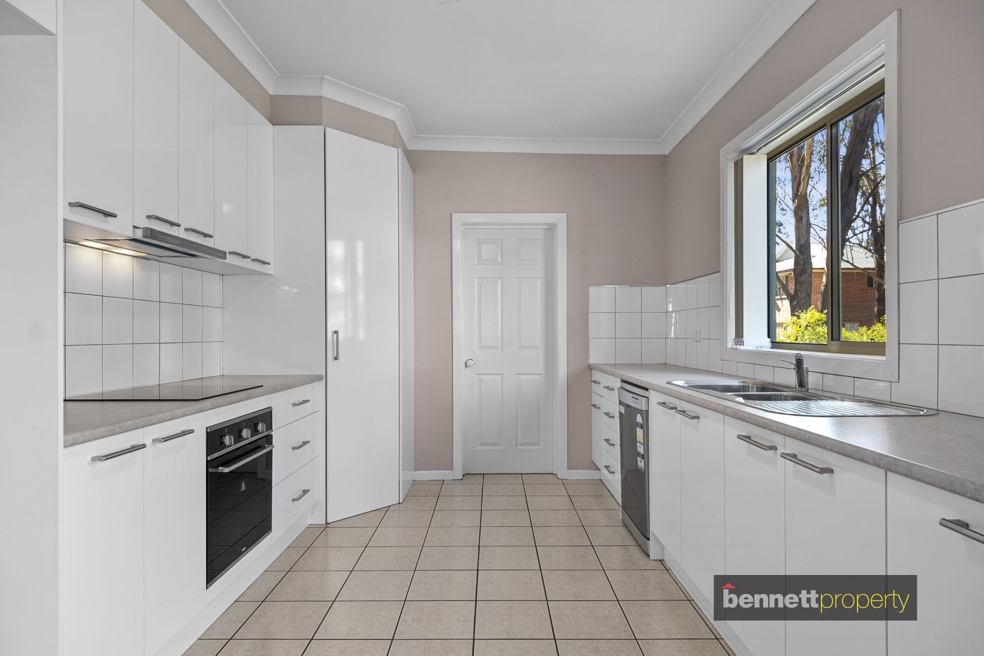 36 Bowman Road, Londonderry - Thumbnail 5