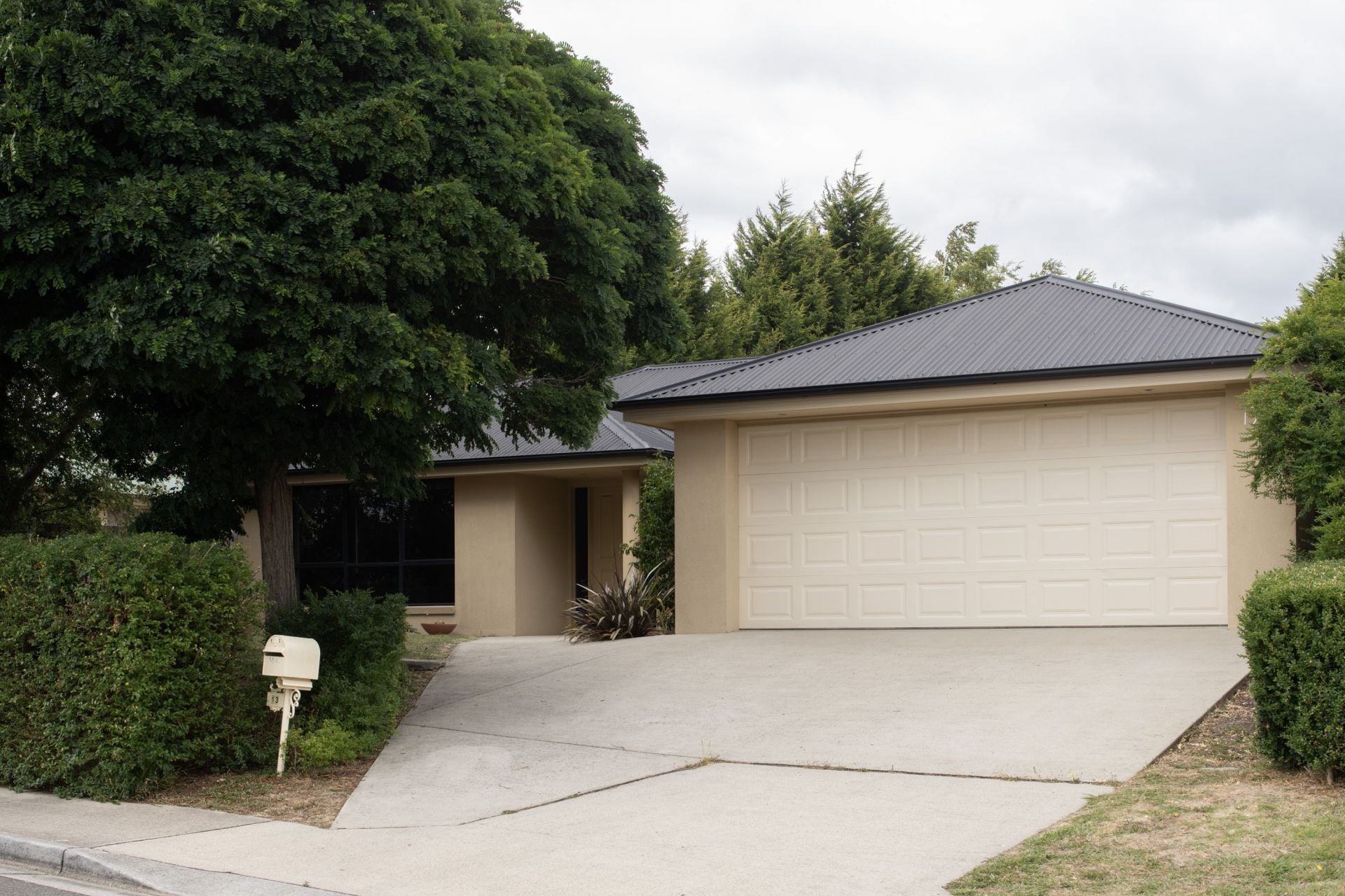 13 Bartlett Grove NEWNHAM, Newnham - Thumbnail 2