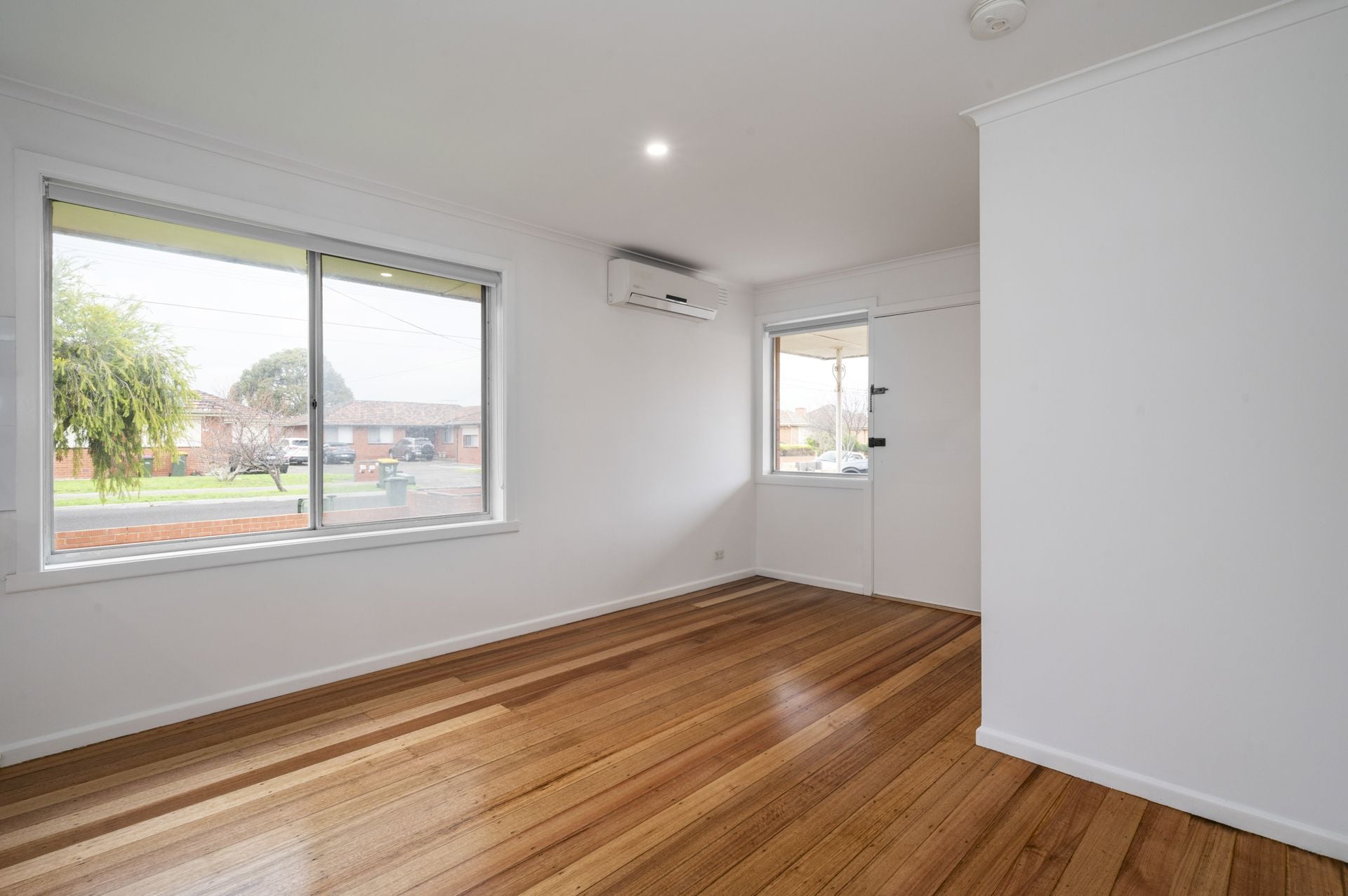 Fully renovated unit