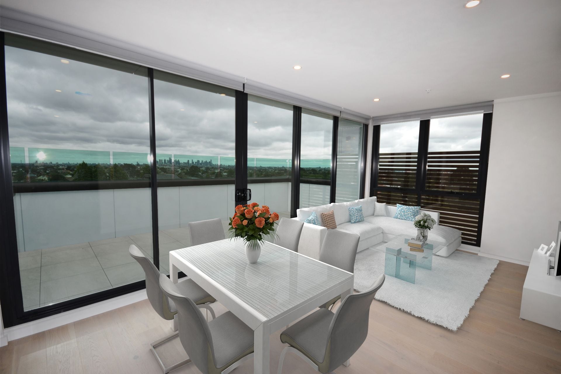 PRIME PRESTON LIVING WITH UNINTERRUPTED CITY VIEWS