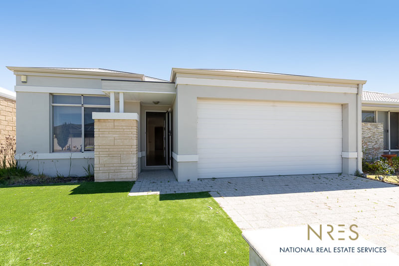 29 Allamanda Gate  HELENA VALLEY WA, Helena Valley - Thumbnail 2