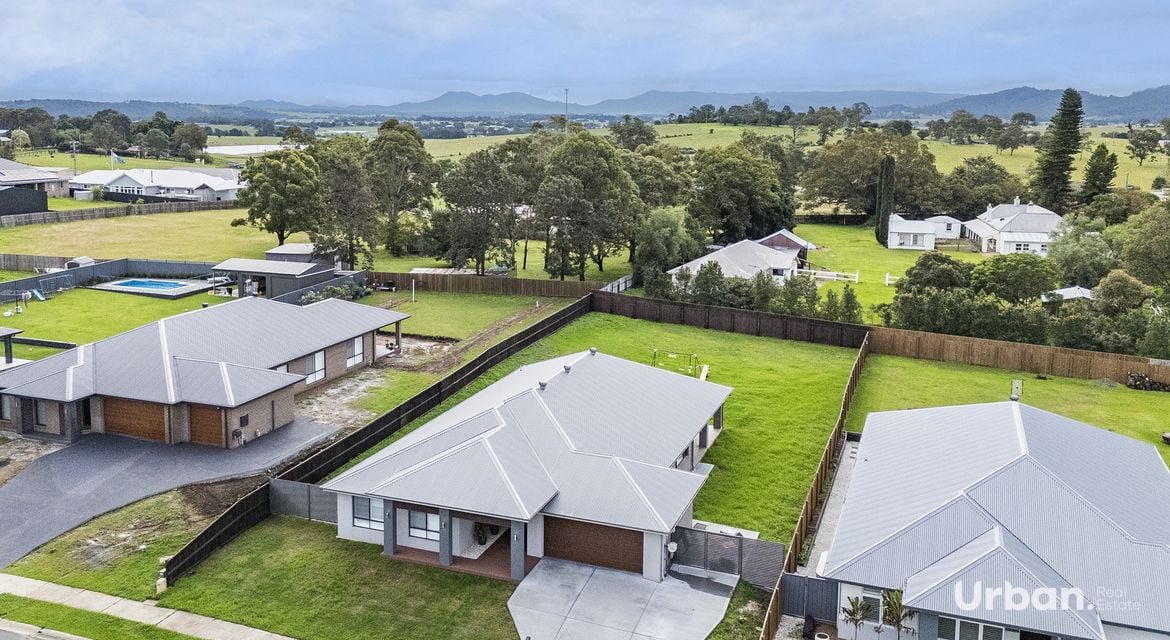 Lochinvar 36 Enderle Drive