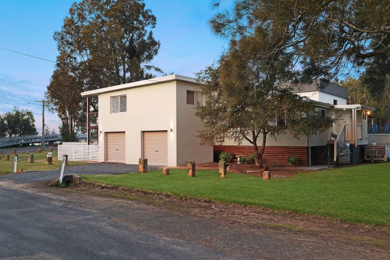 Real Estate For Sale 3 Lucinda Avenue Killarney Vale , NSW