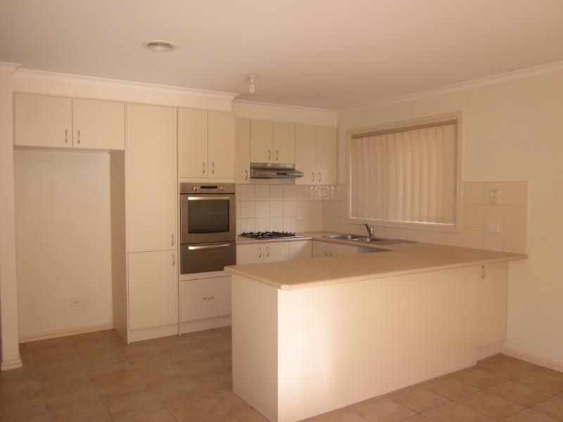 WALKING DISTANCE TO EVERYTHING!   *Insp Sat 23rd Aug @ 10:10am*