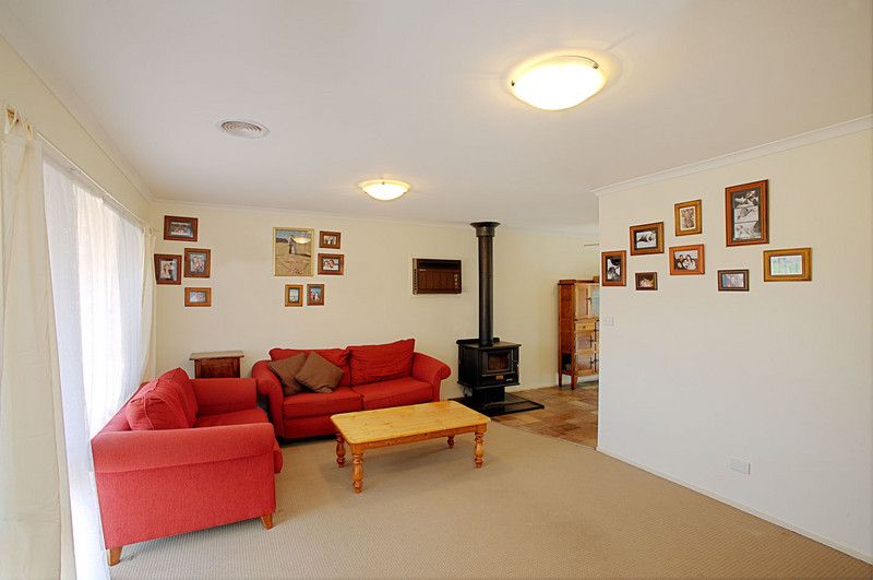 7 Wyatt Place, Melton West - Thumbnail 3