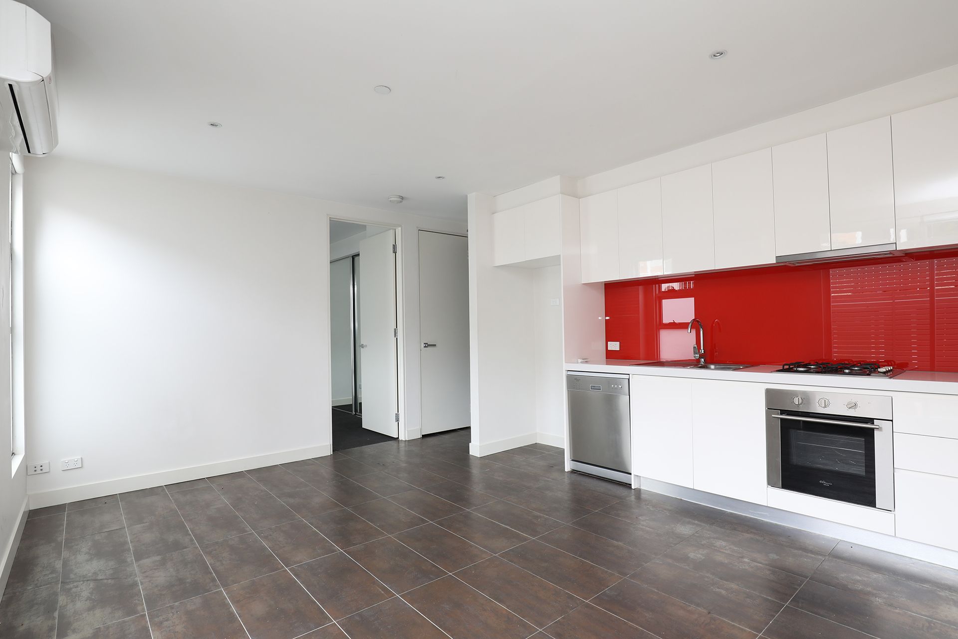 104/490 Dandenong Road, Caulfield North - Thumbnail 2