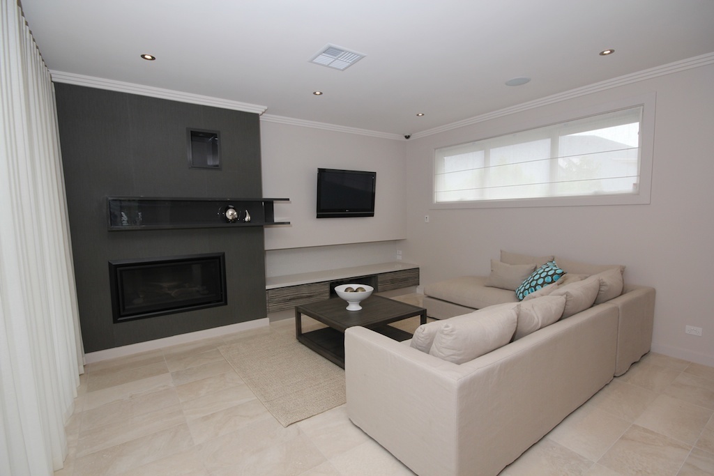 18 The Strand Lightsview 5085