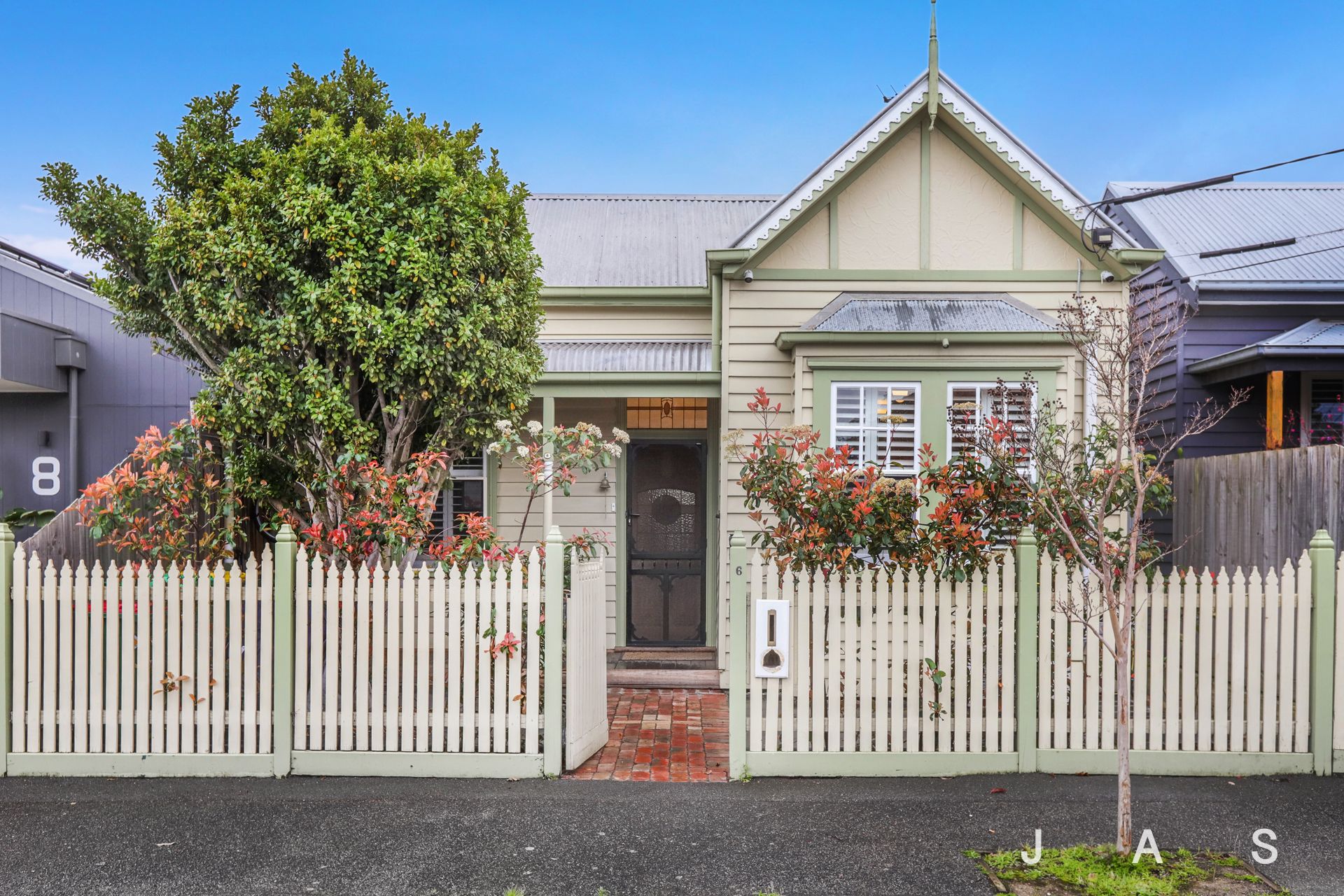 6 Agnes Street Yarraville VIC, Yarraville - Thumbnail 2