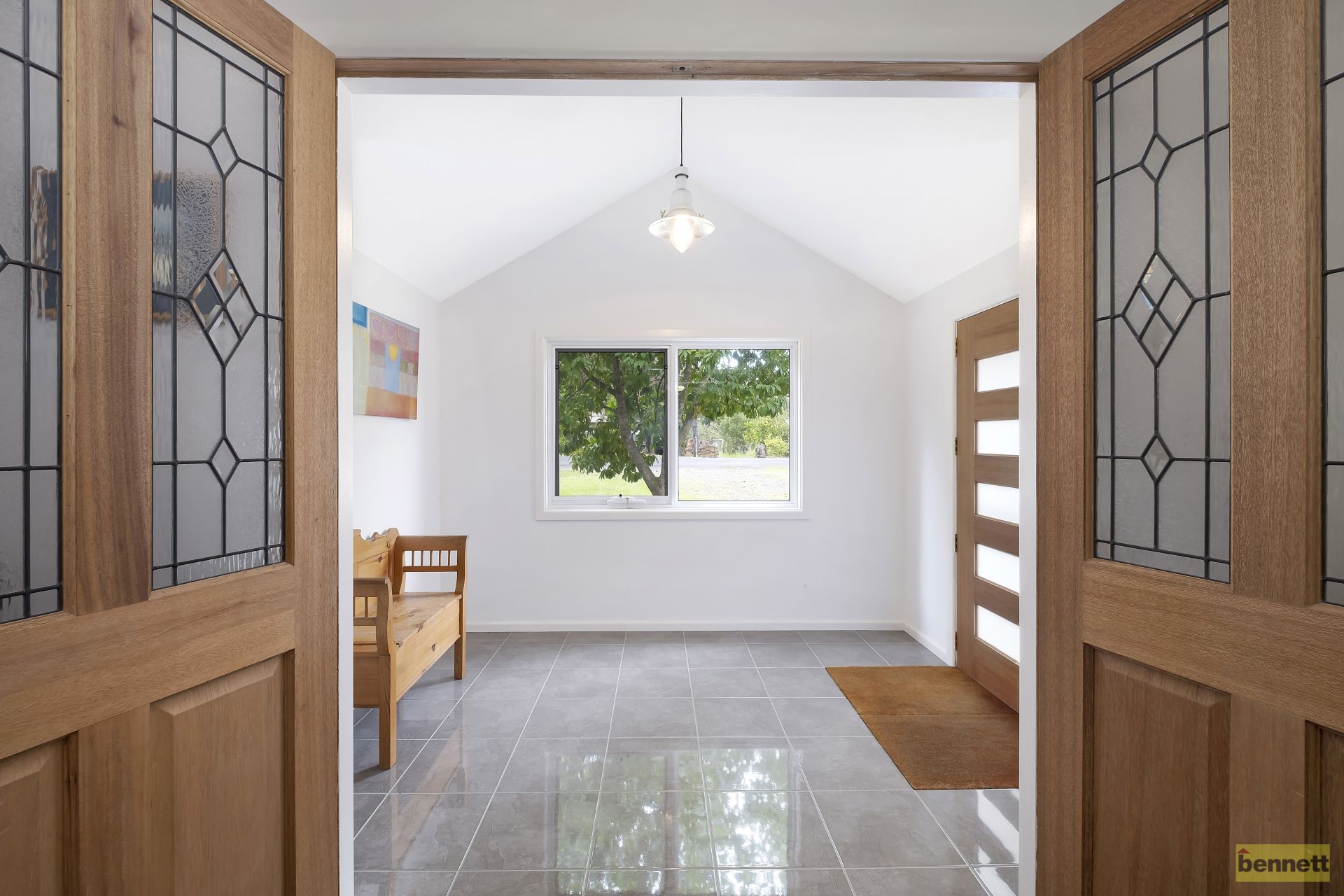 282 Lieutenant Bowen Drive, Bowen Mountain - Thumbnail 5