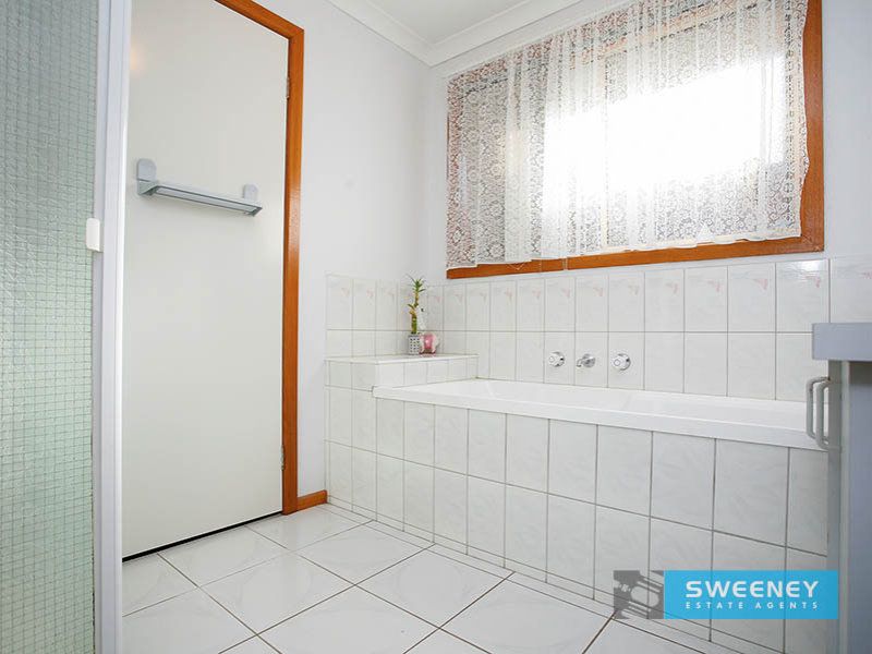 11 Jeavons Court, Altona Meadows - Thumbnail 7