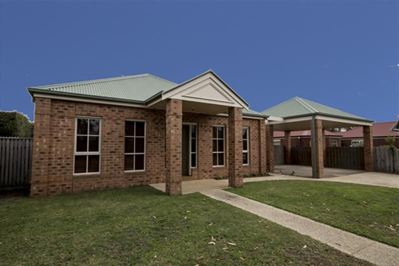 17 Boscarne Avenue, Torquay VIC 3228