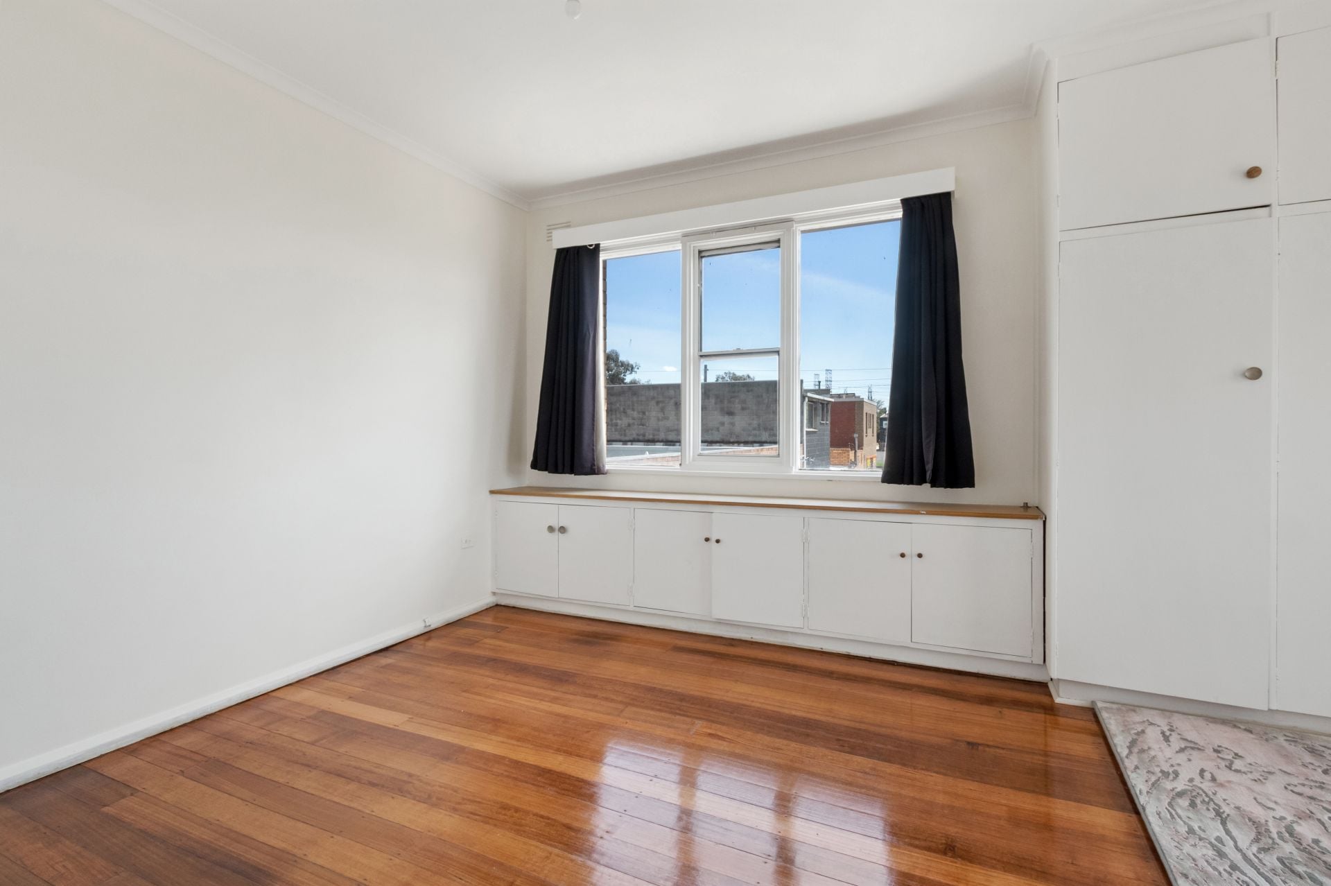 Low maintenance townhouse