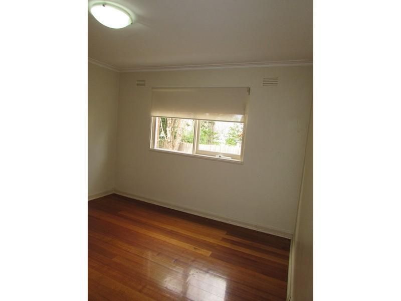 **Great Location in Picturesque Street**