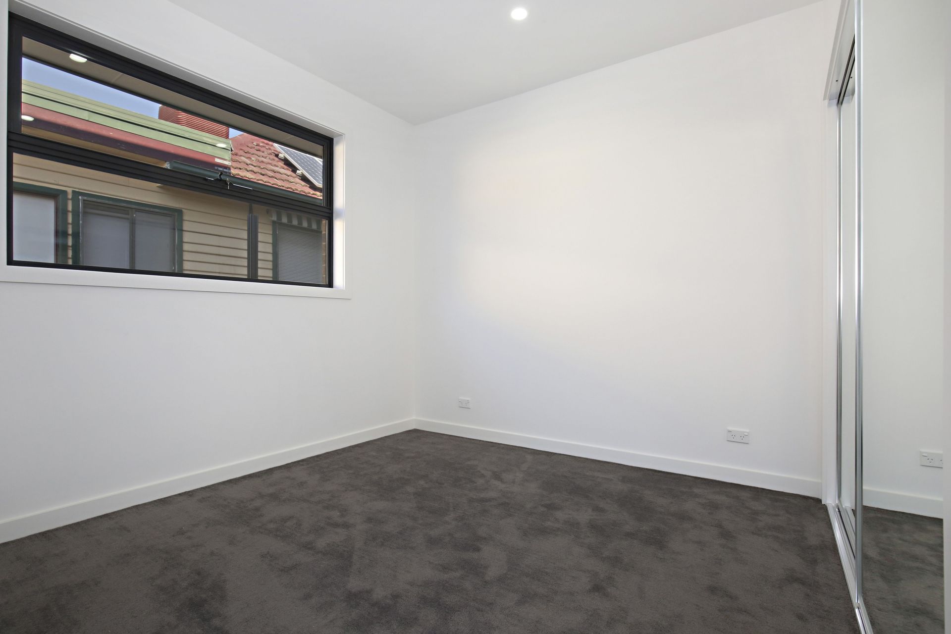 As New boutique townhouse!