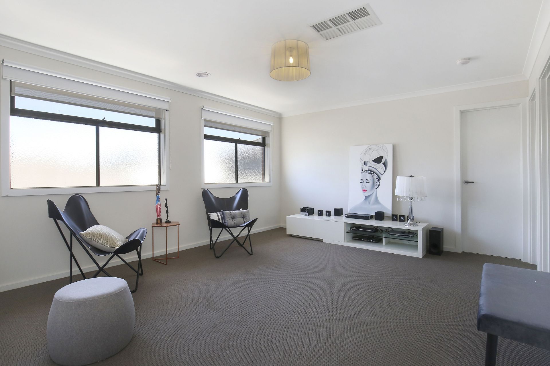 LUXURY LIVING  *Insp Wed 24th Apr @ 5:00pm*