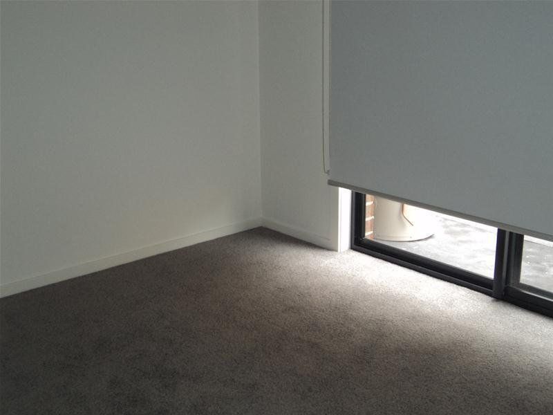 Near New 2 Bedroom Delight!