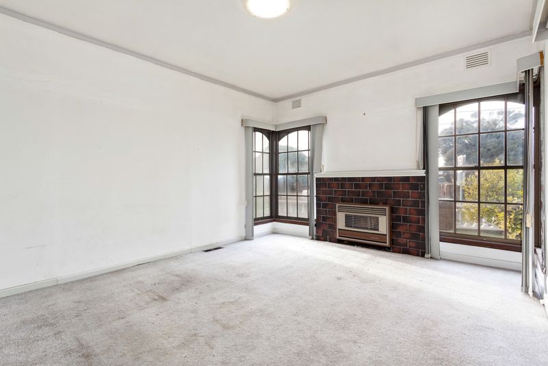 84 Summerhill Road, West Footscray - Thumbnail 3