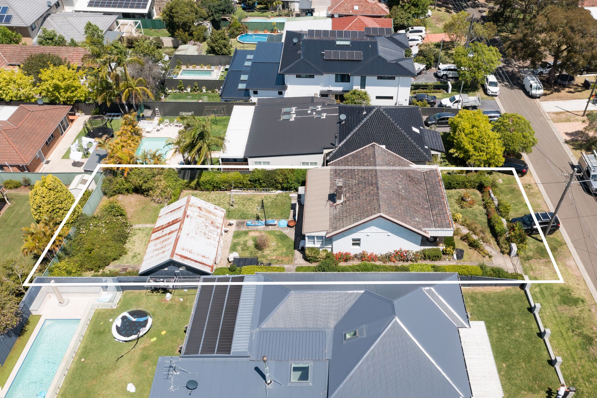 16 Pines Parade, Gymea, Gymea - Thumbnail 4