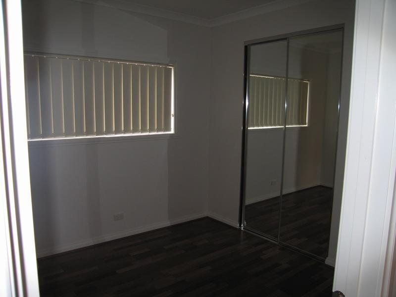 MODERN 2 BEDROOM UNIT!