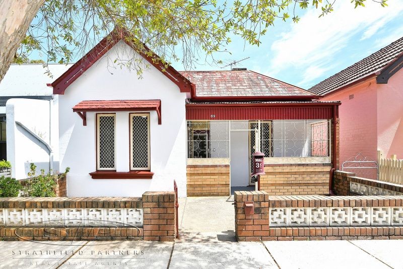 39 Stanley Street, Burwood, Burwood - Thumbnail 2