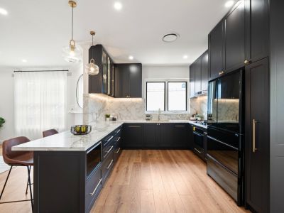 Roseville 14 Earl Street