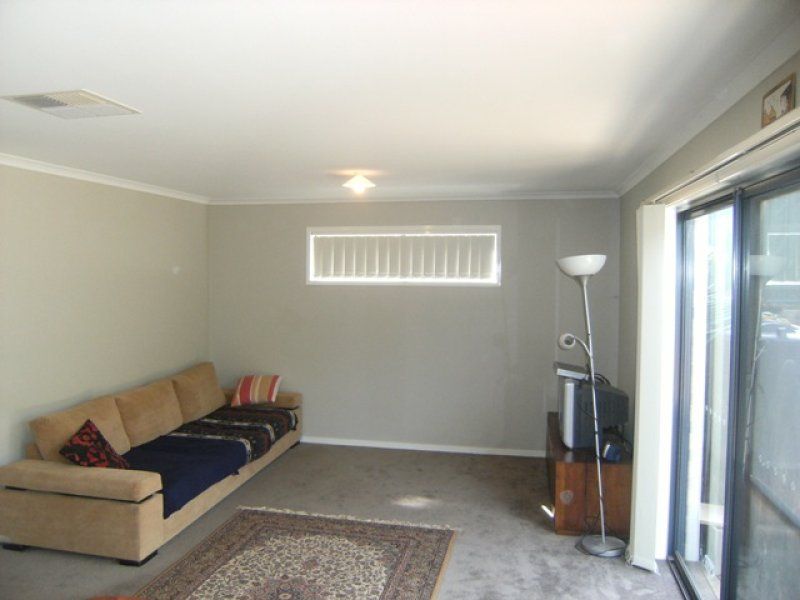 8 Sullivan Terrace, Burnside - Thumbnail 3