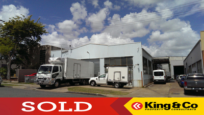 ROCKLEA CLASSIC - CLOSE TO BRISBANE MARKETS!