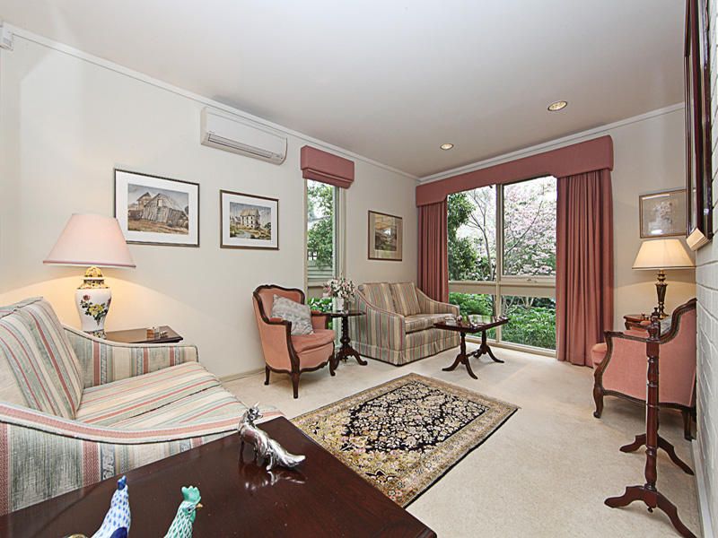 14 Pilbara Place, Fisher - Thumbnail 8