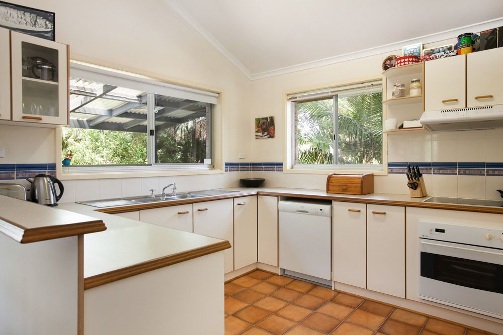 3 Hazel Crescent, Thirroul NSW