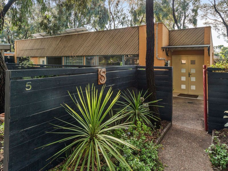 Real Estate For Sale 5/107 Prince Street Mornington , VIC