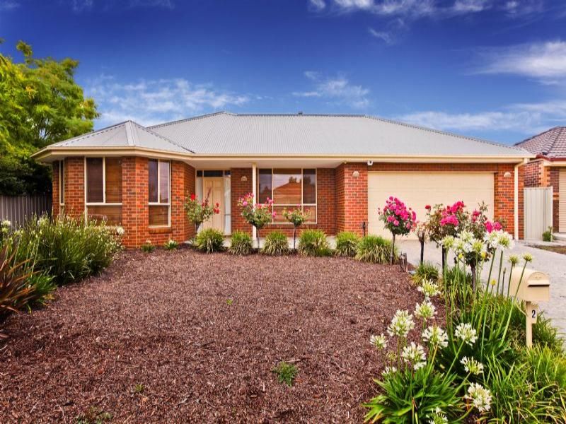 2 Nullarbor Place, Caroline Springs - Thumbnail 2