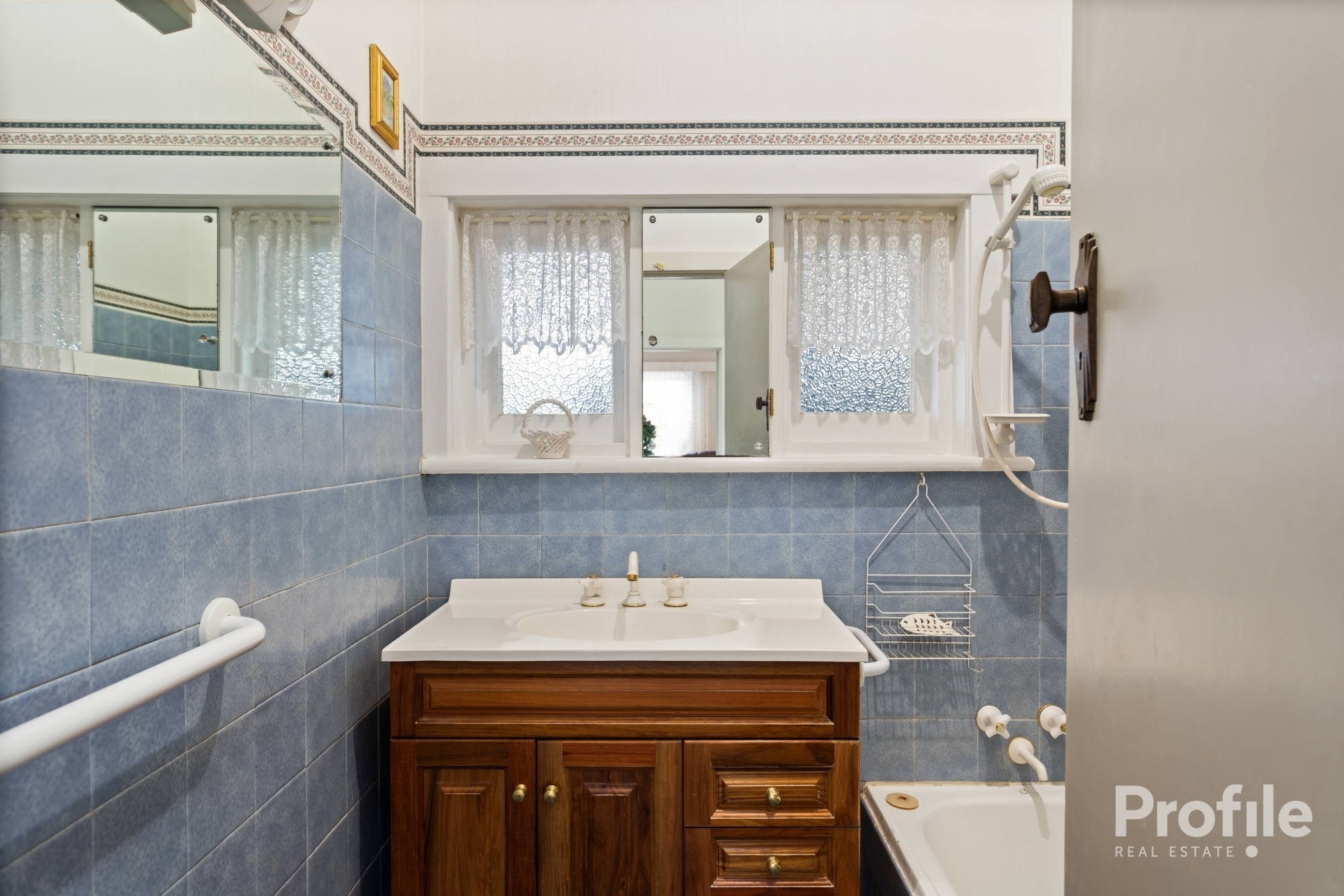 10 Coombe Road Allenby Gardens 5009