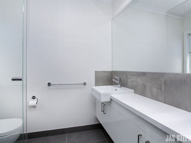 2/66 Roberts Street WEST FOOTSCRAY VIC, West Footscray - Thumbnail 7