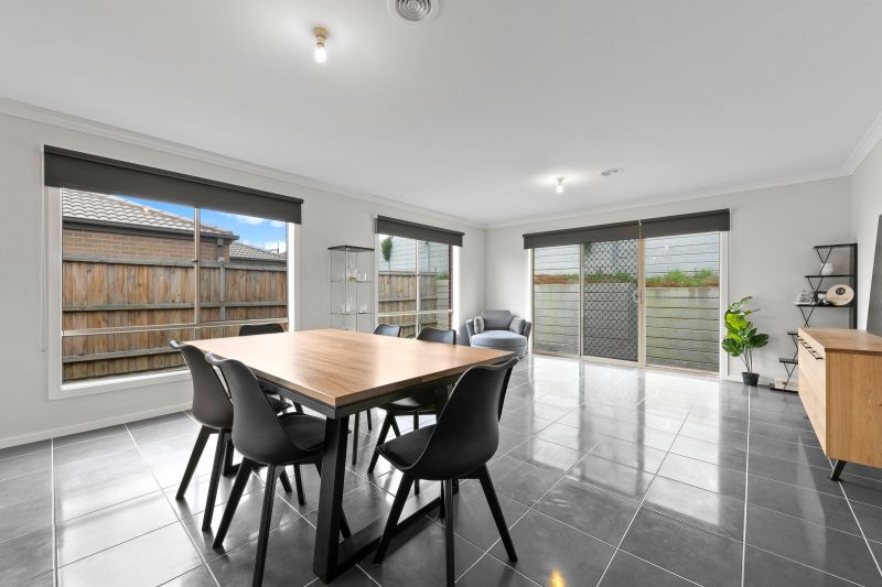 22 Meadowlea Cresent, Pakenham - Thumbnail 6