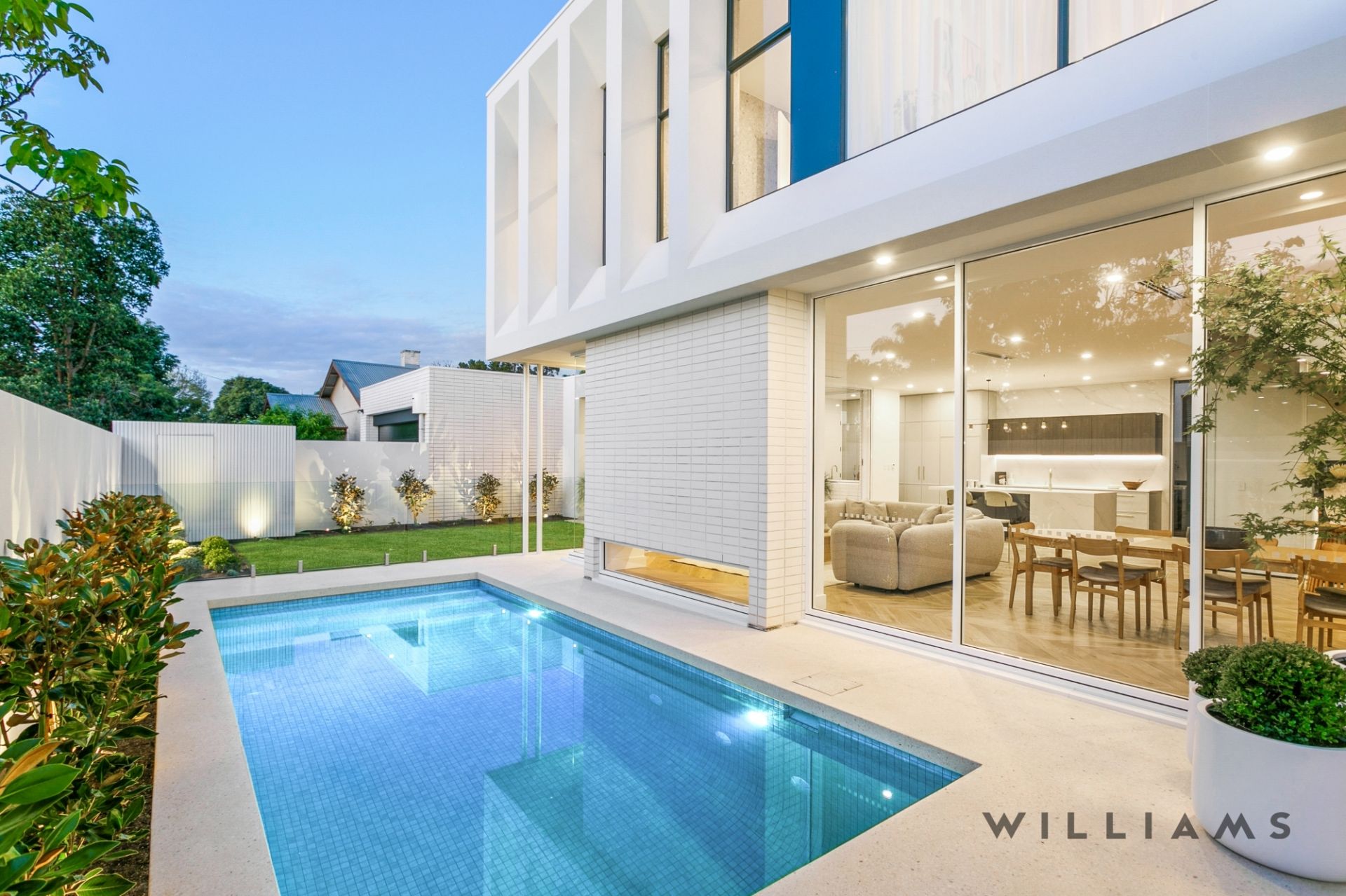 44 Park Street, Hyde Park Williams Real Estate