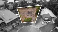 5 Penguin Close, Blind Bight VIC