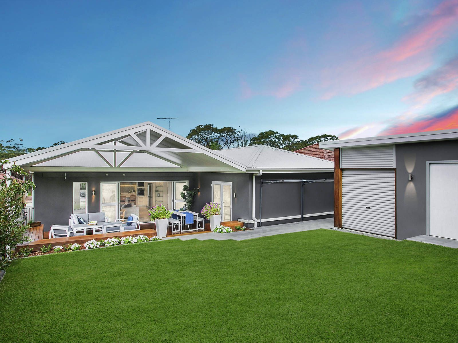 Real Estate For Sale 73 Parklands Avenue Heathcote , NSW