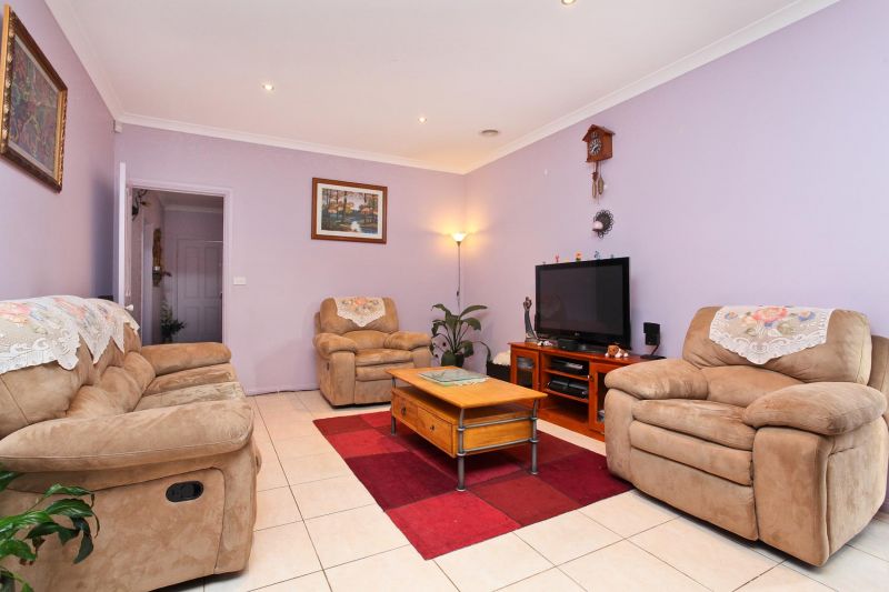 3 Appletree Grove, BURNSIDE HEIGHTS Sweeney Estate Agents