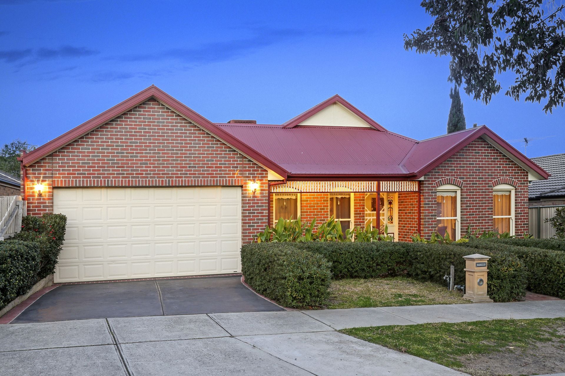 Prestige Living in Stunning Rivergum