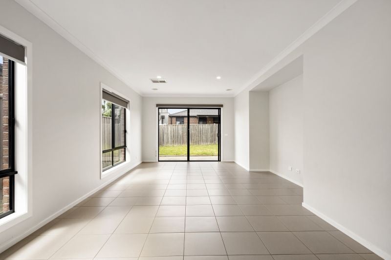 18 Hockley Avenue, Mickleham