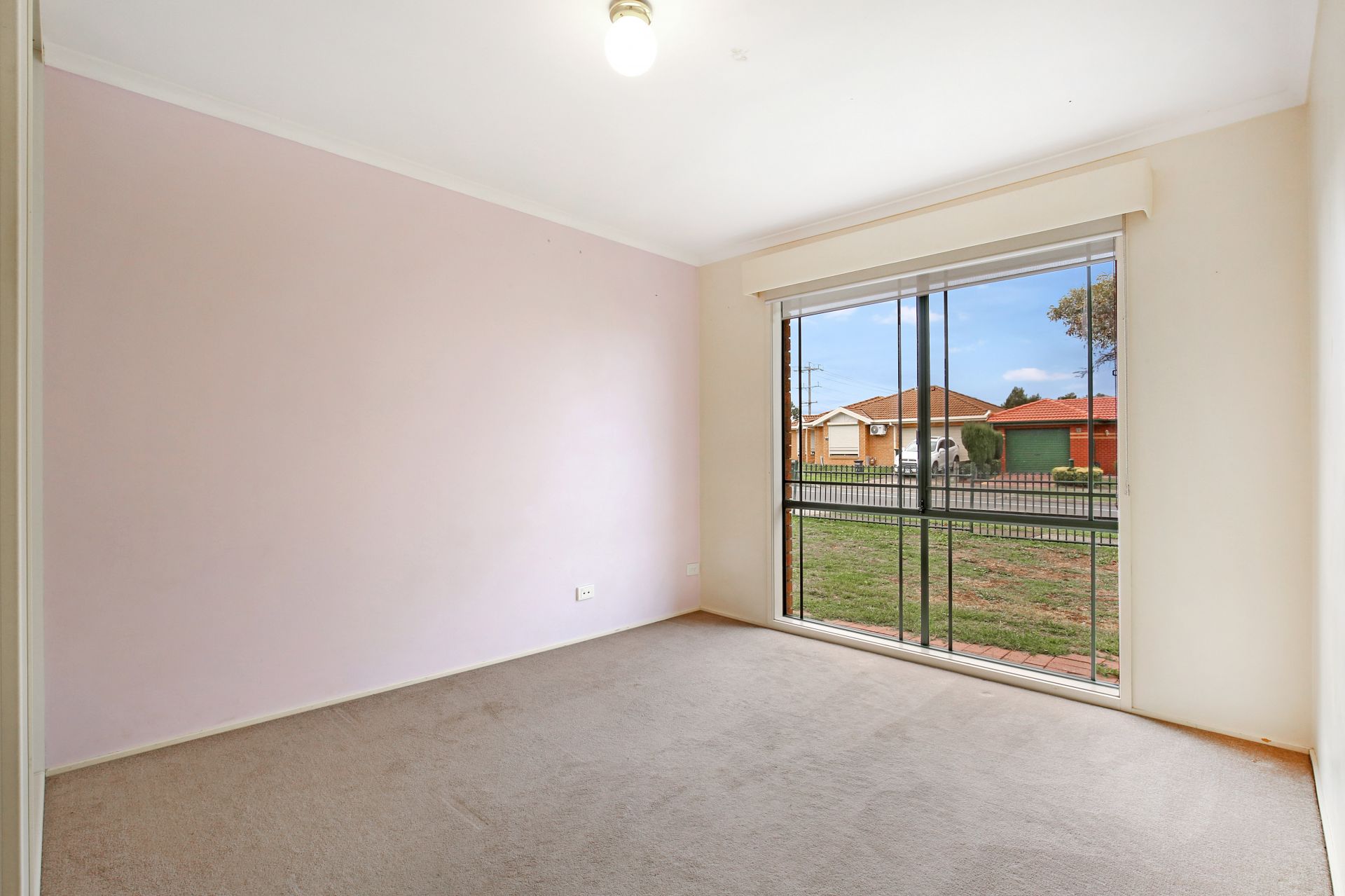 Lovely 3 Bedroom Family Home