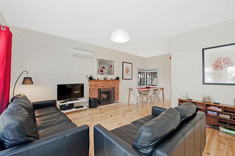 26A Moore Street, Apollo Bay - Thumbnail 3