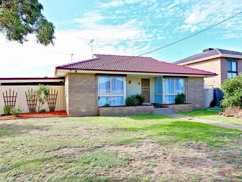 6 Syon Close, Deer Park - Thumbnail 2