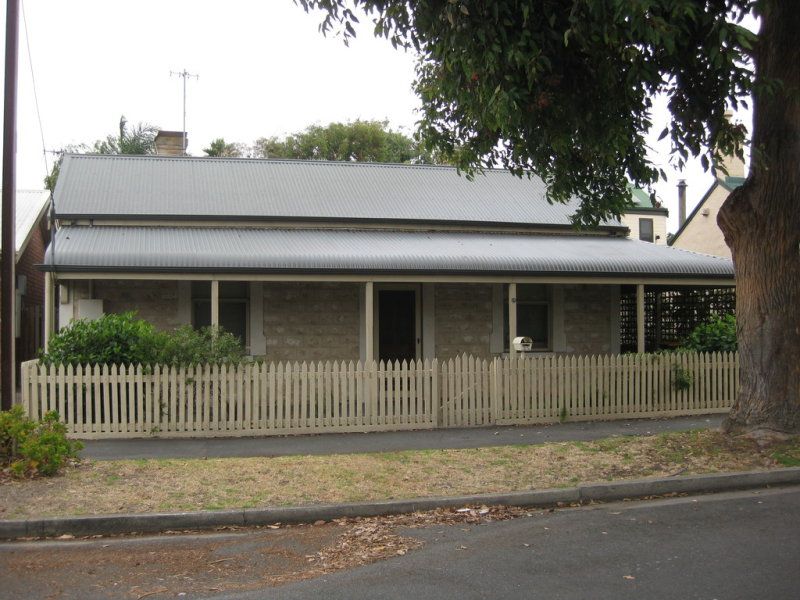 25 Burke Street, Victor Harbor South Coast Realty