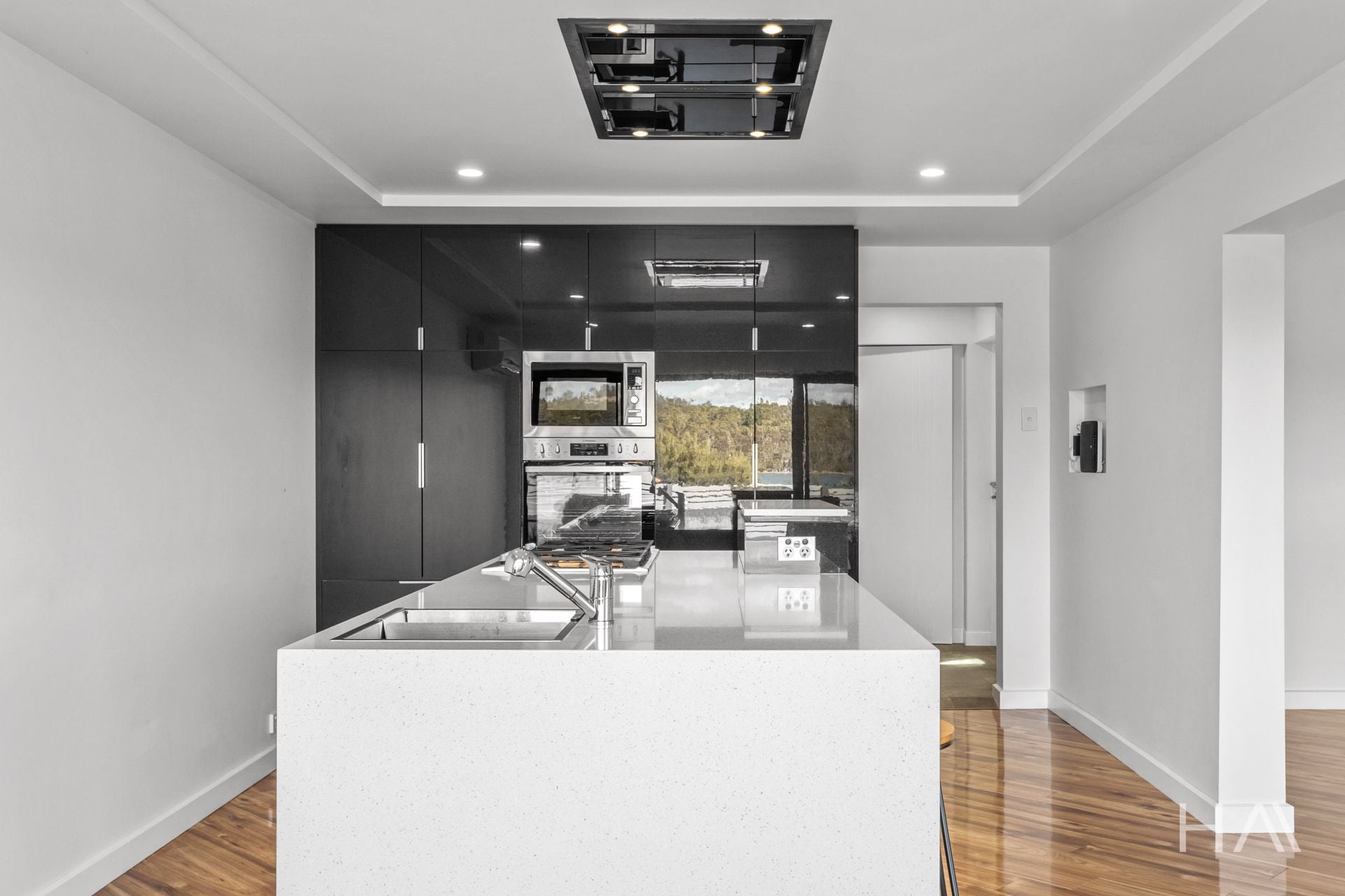 143 Gravelly Beach Road Blackwall, Blackwall - Thumbnail 6