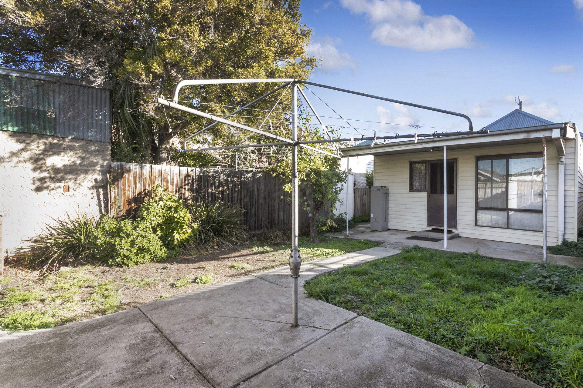 145 Summerhill Road, Footscray - Thumbnail 8