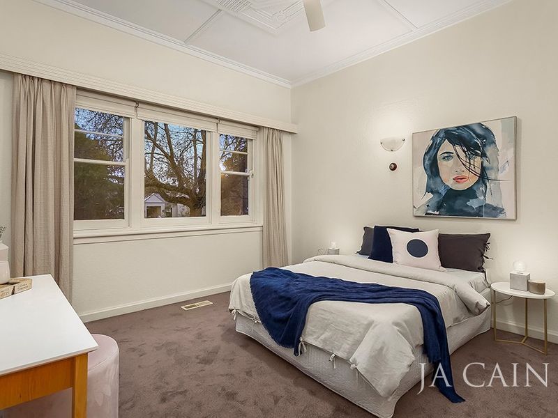 24A Bourne Road, GLEN IRIS J A CAIN Real Estate