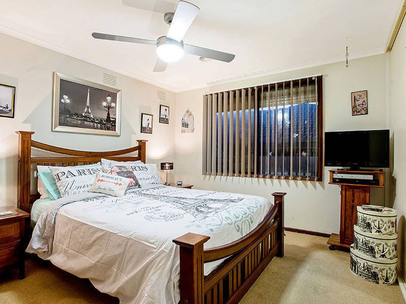 63 Powlett Street, Altona Meadows - Thumbnail 8